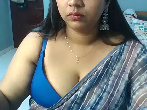 Snapshot of Tamil_hot_Meenu chatting on 06/05/26, 03:29 Tamil hot Meenu online show from 06/05/26, 03:29