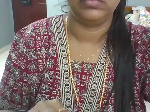 Snapshot of Tamil_hot_Meenu chatting on 06/06/26, 06:07 Tamil hot Meenu online show from 06/06/26, 06:07
