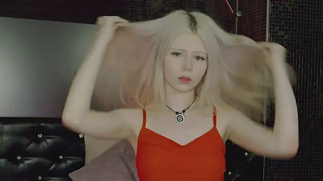 Lucy Bambi online show from 06/20/26, 04:54