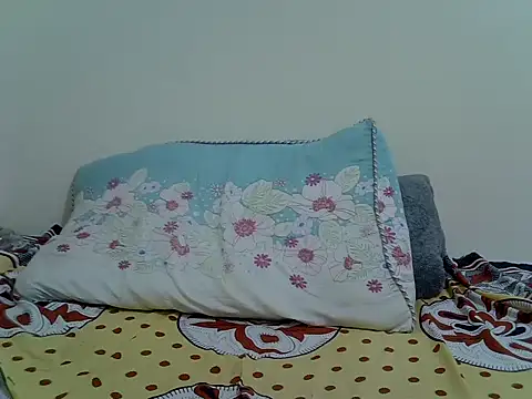 freakypetite online show from 06/19/26, 10:02
