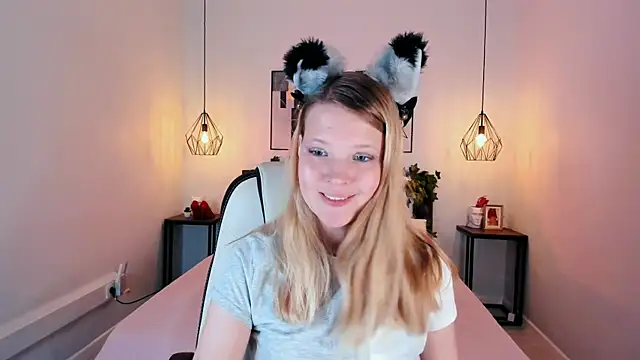 anita Hitteys online show from 07/17/26, 07:59