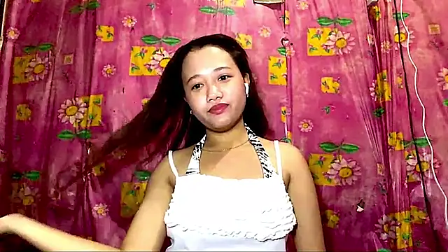 Snapshot of Abegail2221 chatting on 06/10/26, 03:29 Abegail2221 online show from 06/10/26, 03:29