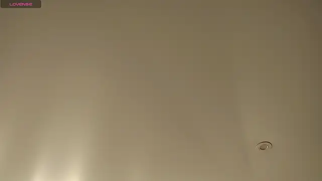 Snapshot of AlanaHurd_ chatting on 06/10/26, 04:06 AlanaHurd online show from 06/10/26, 04:06