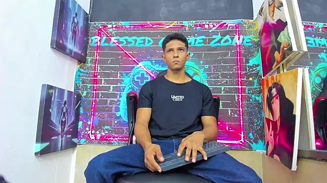 Snapshot of Yoel_Blessed chatting on 07/25/26, 11:41 Yoel Blessed online show from 07/25/26, 11:41
