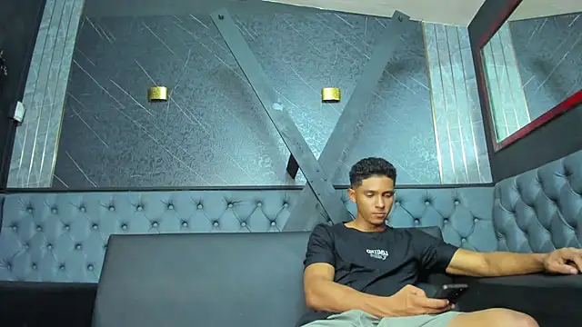 Snapshot of Yoel_Blessed chatting on 07/27/26, 11:28 Yoel Blessed online show from 07/27/26, 11:28