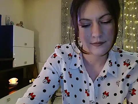 Snapshot of LoraBelle12 chatting on 06/03/26, 07:19 LoraBelle12 online show from 06/03/26, 07:19