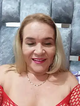 Snapshot of Sara_hilton02 chatting on 06/05/26, 01:17 Sara hilton02 online show from 06/05/26, 01:17