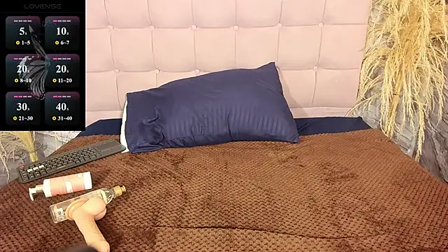 victoria keyy online show from 06/18/26, 01:04
