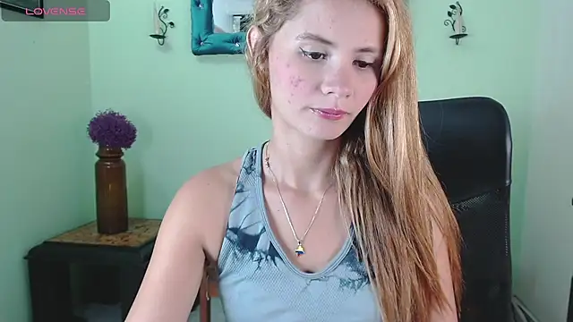  Victoria Jones  online show from 07/27/26, 07:54