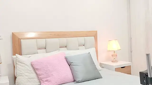 bunny blush12 online show from 06/17/26, 08:43