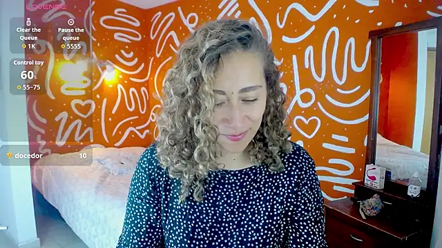 afrodita marin online show from 06/22/26, 07:33