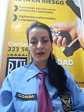 Snapshot of ALEJANDRA__28 chatting on 06/13/26, 01:42 ALEJANDRA 28 online show from 06/13/26, 01:42