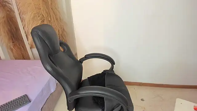 ISABELLAXDOLL online show from 06/03/26, 02:33