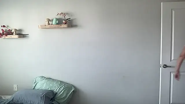 maddiliz online show from 09/20/25, 03:13