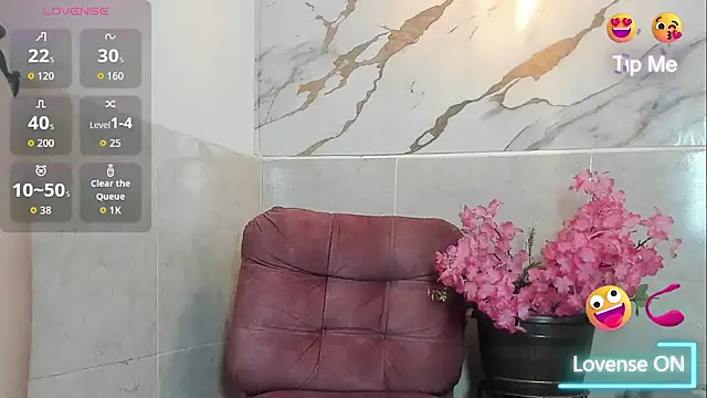 Snapshot of Sahaara chatting on 06/04/26, 07:42 Sahaara online show from 06/04/26, 07:42