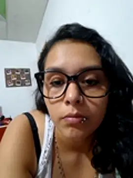 Snapshot of Miss_kittyX chatting on 06/10/26, 09:46 Miss kittyX online show from 06/10/26, 09:46