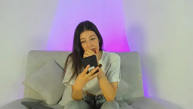 LindseyCarter online show from 07/18/26, 08:01