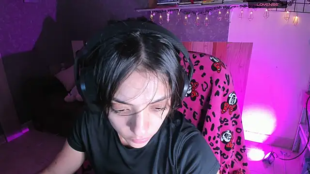 isabeel1802 online show from 06/11/26, 02:44