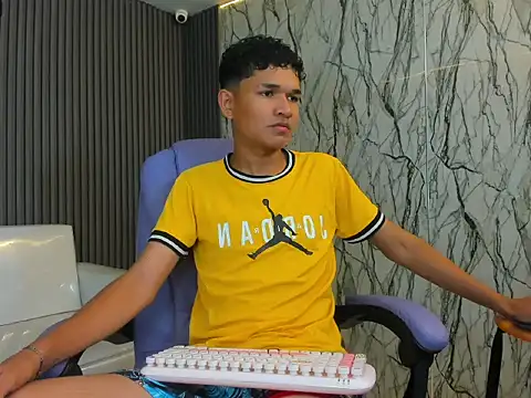 davexxx  online show from 06/07/26, 04:16