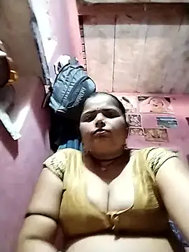 Snapshot of HOpooja356l chatting on 06/05/26, 07:03 HOpooja356l online show from 06/05/26, 07:03