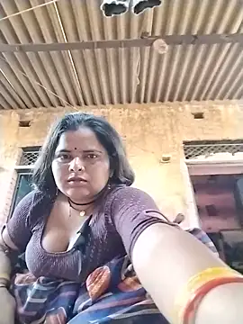 Snapshot of HOpooja356l chatting on 06/07/26, 02:59 HOpooja356l online show from 06/07/26, 02:59