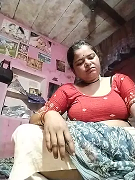 Snapshot of HOpooja356l chatting on 06/11/26, 12:32 HOpooja356l online show from 06/11/26, 12:32