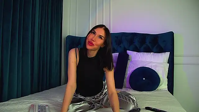 KaylaMous online show from 07/17/26, 06:35