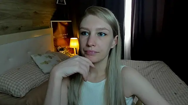ReginaAmour online show from 06/06/26, 01:27