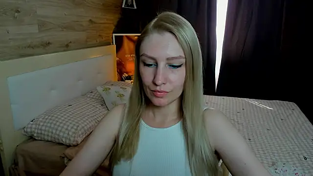 ReginaAmour online show from 06/12/26, 12:48