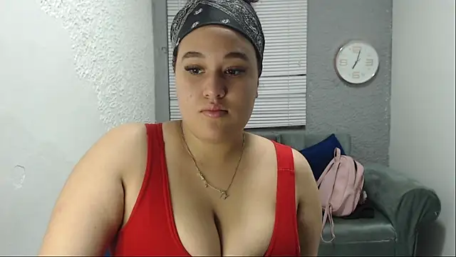 Snapshot of leilasosexy chatting on 06/09/26, 12:28 leilasosexy online show from 06/09/26, 12:28