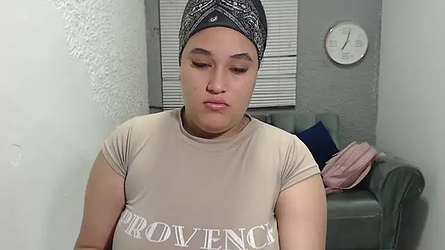 Snapshot of leilasosexy chatting on 06/11/26, 12:25 leilasosexy online show from 06/11/26, 12:25