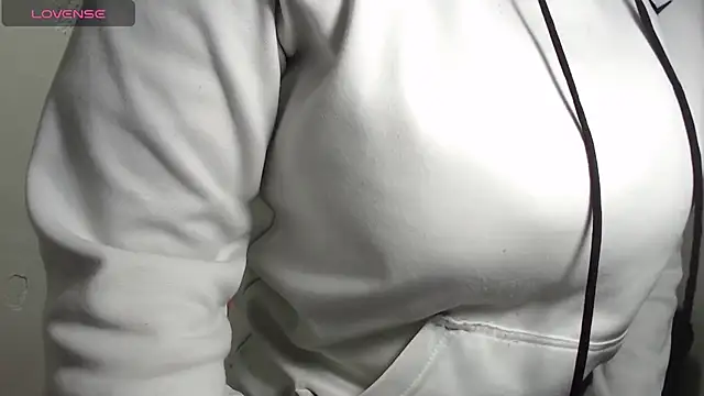 leilasosexy online show from 07/08/26, 12:42