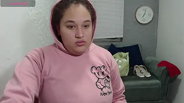leilasosexy online show from 07/14/26, 02:01