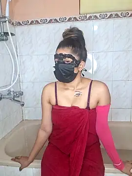 Cristal  Doll online show from 06/13/26, 03:43