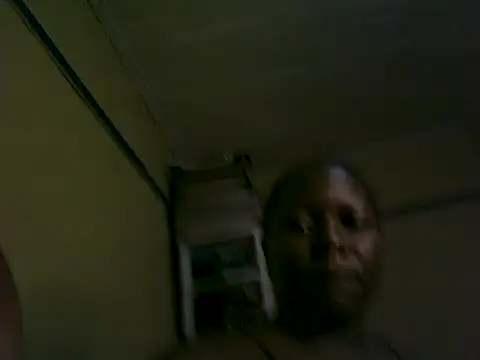 Snapshot of chebi_bae chatting on 06/05/26, 01:01 chebi bae online show from 06/05/26, 01:01