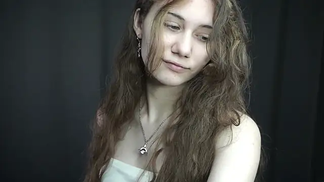 Snapshot of BellaTear chatting on 06/08/26, 07:31 BellaTear online show from 06/08/26, 07:31