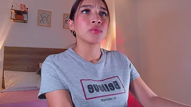 Emmakiss  online show from 07/28/26, 02:35