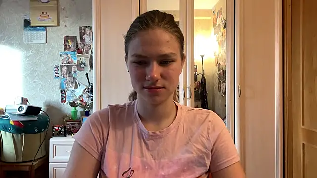 Codi Rostersy online show from 06/17/26, 03:09