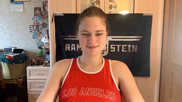 Codi Rostersy online show from 07/22/26, 03:15