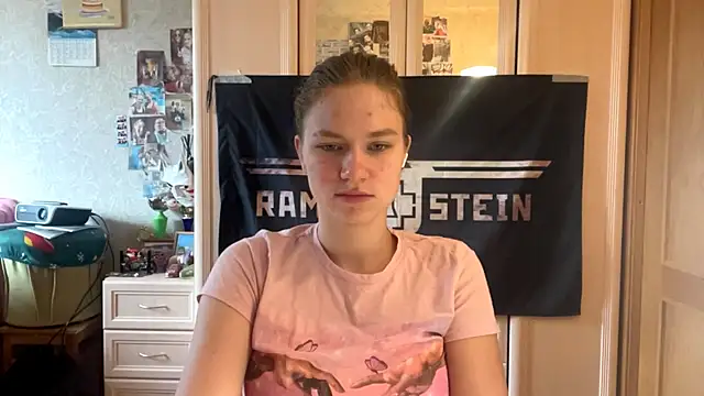 Codi Rostersy online show from 07/23/26, 05:05