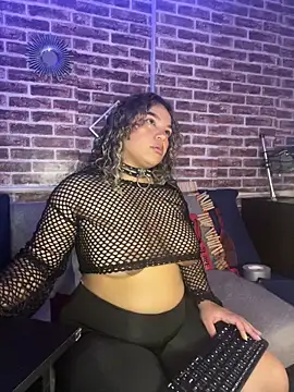 Snapshot of emma_bdsm_ chatting on 06/10/26, 04:34 emma bdsm online show from 06/10/26, 04:34