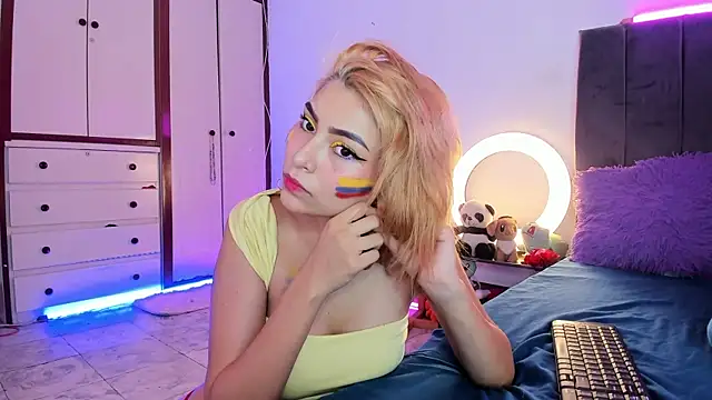 NatalieSterling online show from 07/07/26, 04:44