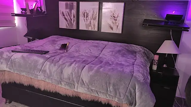 Zoe as  online show from 07/02/26, 02:23