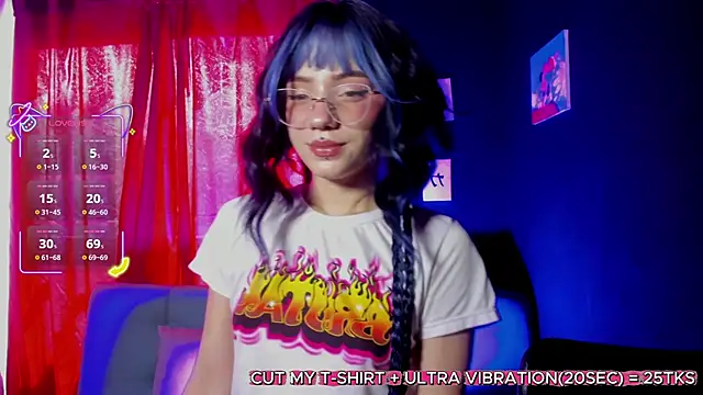 petitemila online show from 06/09/26, 06:41