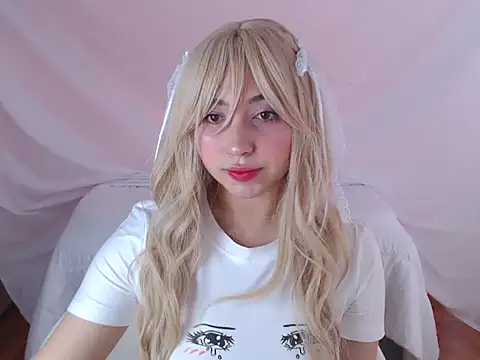 Snapshot of Han_Minji chatting on 07/14/26, 07:08 Han Minji online show from 07/14/26, 07:08