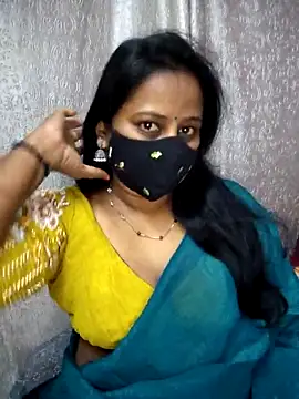Snapshot of Nithya_ chatting on 06/13/26, 05:55 Nithya online show from 06/13/26, 05:55