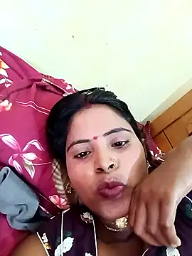 KRITIKA01990 online show from 06/04/26, 04:29