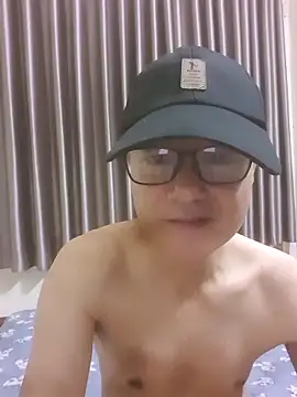 boy zin007 online show from 06/07/26, 12:42