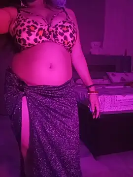 Yours Stepmom online show from 06/18/26, 06:01