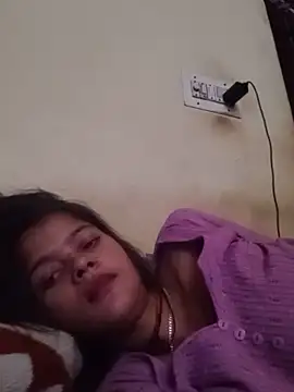 Snapshot of Hot_bhabi0123 chatting on 06/05/26, 07:58 Hot bhabi0123 online show from 06/05/26, 07:58